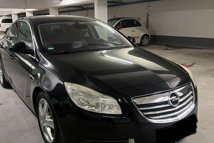 Opel Insignia 149.999 km 3.750 &euro; Düsseldorf 40211