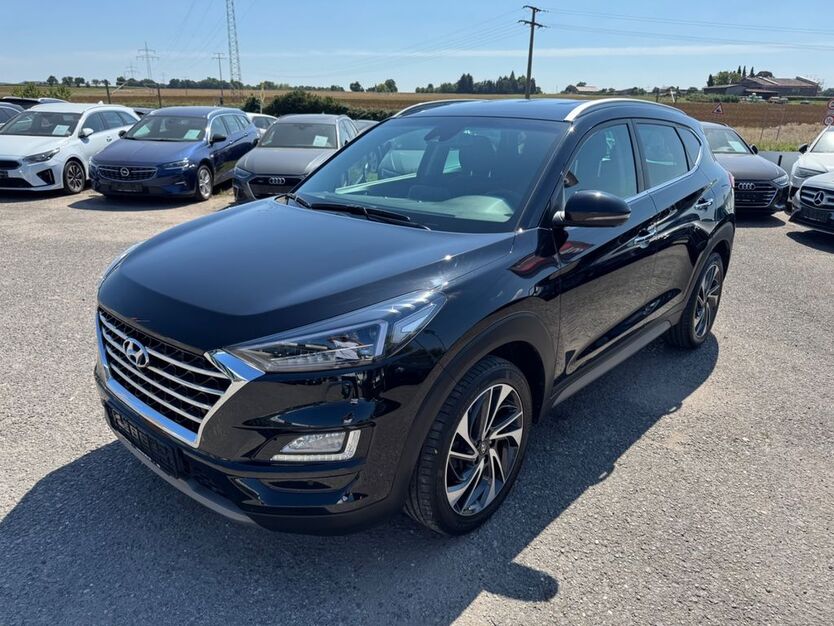 Hyundai TUCSON 90.000 km 20.190 € Heilbronn 74080