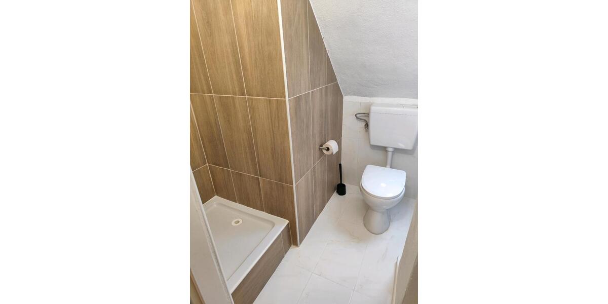 Dachgeschoßwohnung Seelze - 2 Zimmer, 42 m&sup2;, 119.000&euro; | Angebot:25422976