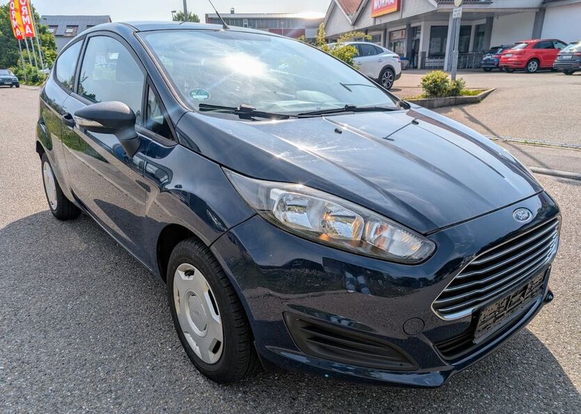 Ford Fiesta 91.000 km 4.450 € Sulzbach an der Murr 71560