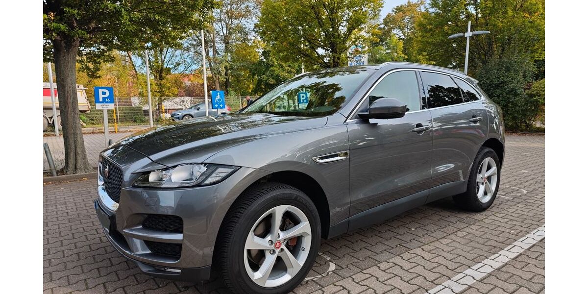 Jaguar F-Pace 79.500 km 21.500 &euro; Berlin 14059