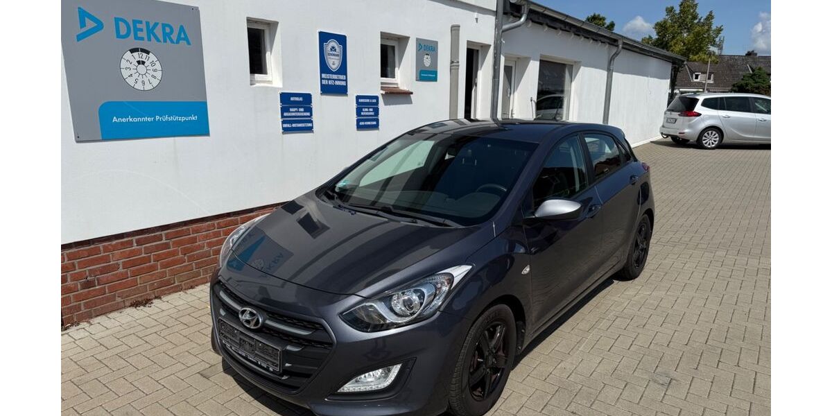 Hyundai i30 159.171 km 5.880 &euro; Glückstadt 25348
