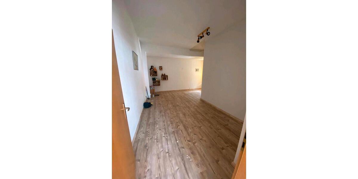 Einfamilienhaus Langelsheim - 10 Zimmer, 300 m&sup2;, 79.000&euro; | Angebot:26942117