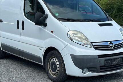 Opel Vivaro 214.000 km 3.499 € Leinefelde 37327