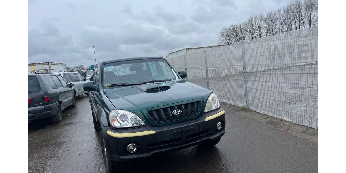 Hyundai Terracan 213.000 km 1.800 &euro; berlin 13089
