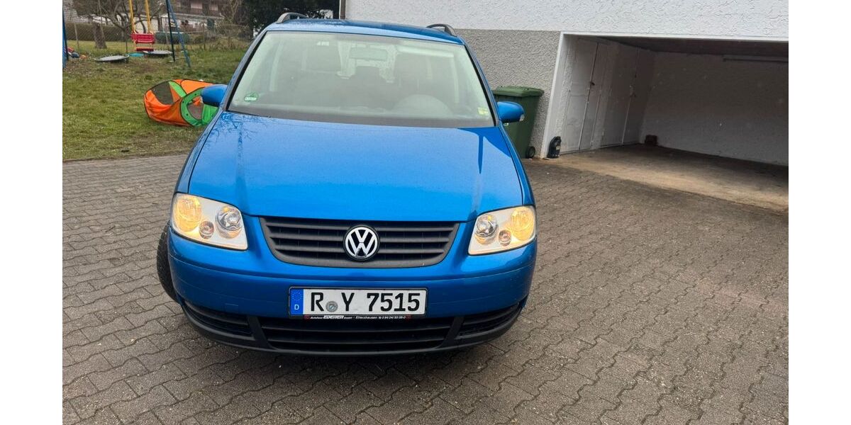 VW Touran 175.000 km 3.700 &euro; Nittendorf 93152