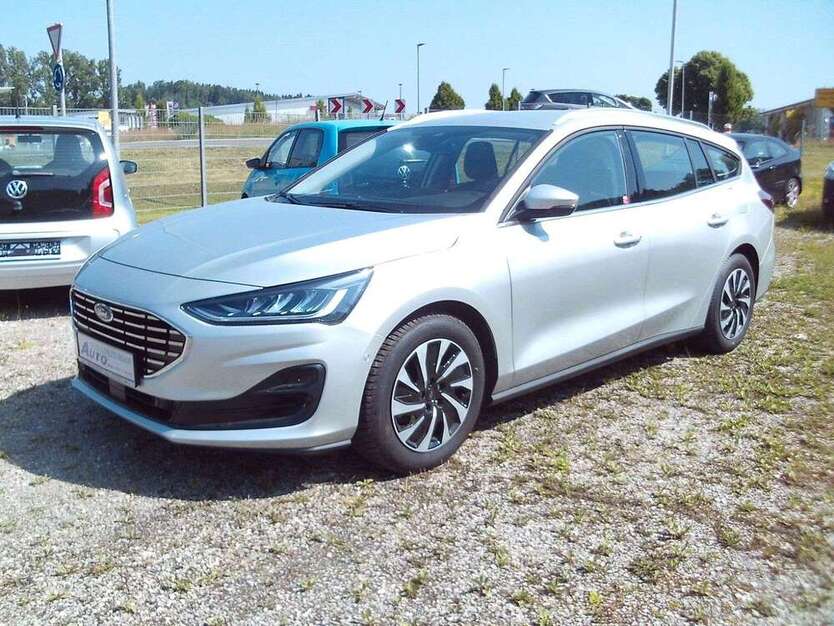 Ford Focus 1.588 km 25.980 € Pforzen 87666