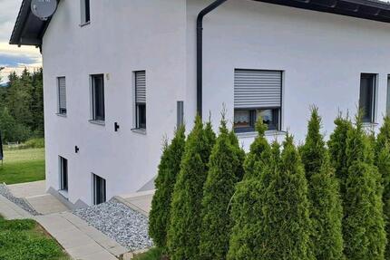 Haus Hofkirchen - 4 Zimmer, 140 m&sup2;, 1.300&euro; | Angebot:26432115