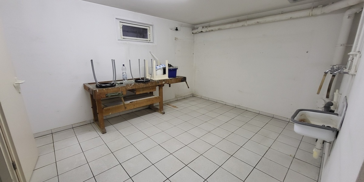 Neuer Preis ! RMH mit Garage, 2 Balkonen, Garten und Terrasse - Reihenmittelhaus Wiesbaden Klarenthal | Angebot:26348335