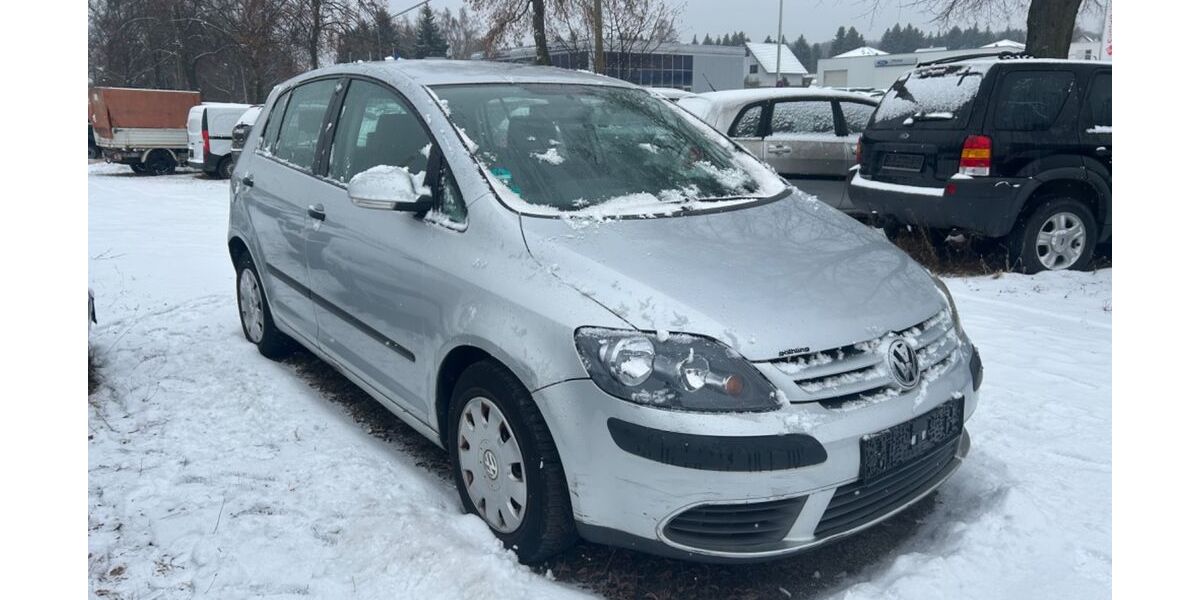 VW Golf 194.000 km 1.690 &euro; Chemnitz 09114