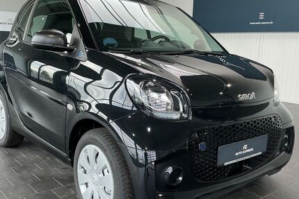 Smart ForTwo 1.029 km 11.781 &euro; Oyten 28876