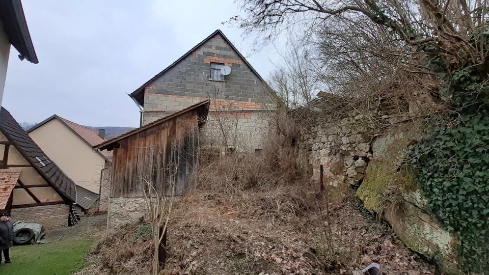 Einfamilienhaus Schnaittach - 7 Zimmer, 160 m&sup2;, 109.000&euro; | Angebot:27219091