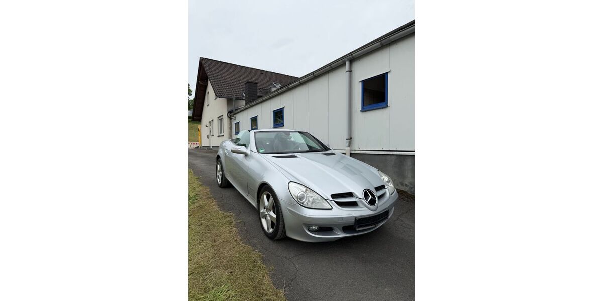 Mercedes-Benz SLK 200 159.900 km 6.990 &euro; Eslohe 59889