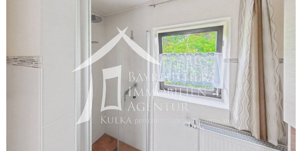 Mehrfamilienhaus, Wohnhaus Speichersdorf - 8 Zimmer, 225 m&sup2;, 479.900&euro; | Angebot:26569763