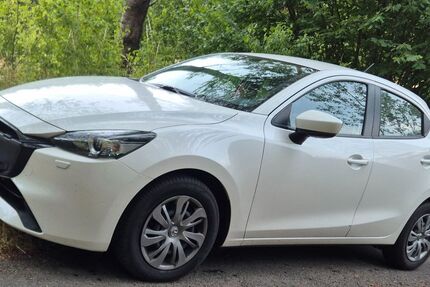 Mazda 2 29.000 km 14.450 &euro; Pottenstein 91278