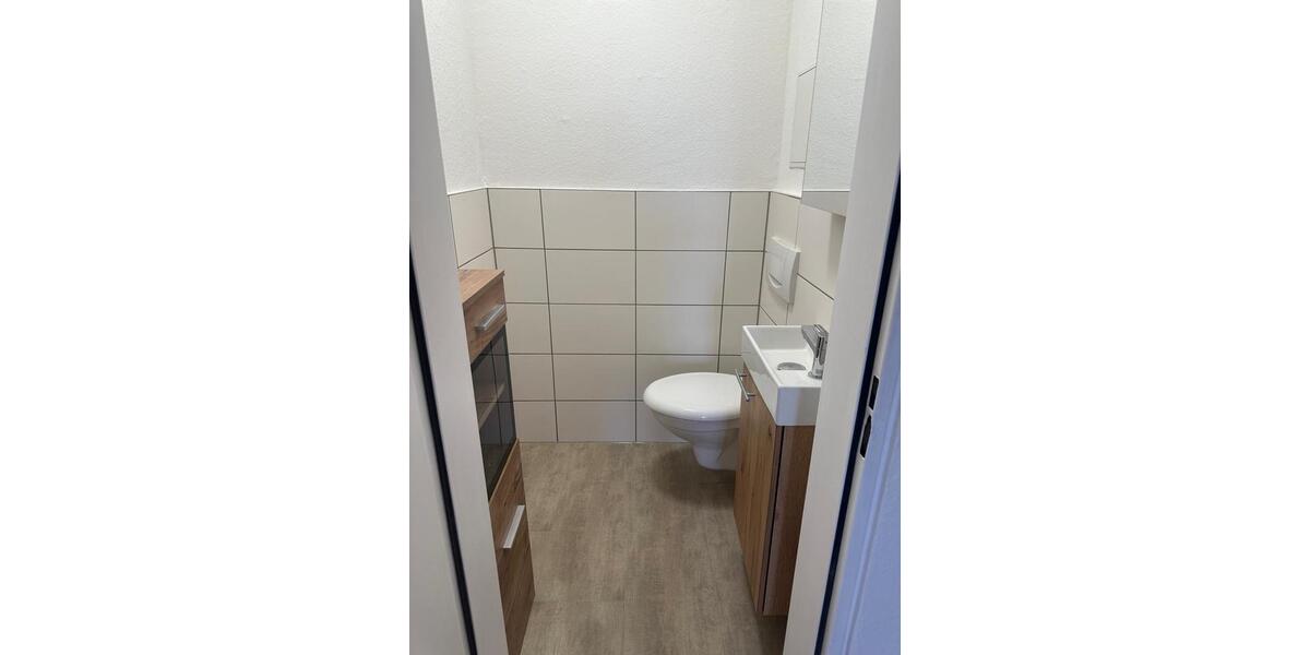 Etagenwohnung Bensheim - 3 Zimmer, 95 m&sup2;, 1.100&euro; | Angebot:26317159