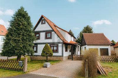 165M² - PERFEKTES ZUHAUSE FÜR DIE GROßFAMILIE - Haus Schleusingen | Angebot:24698047