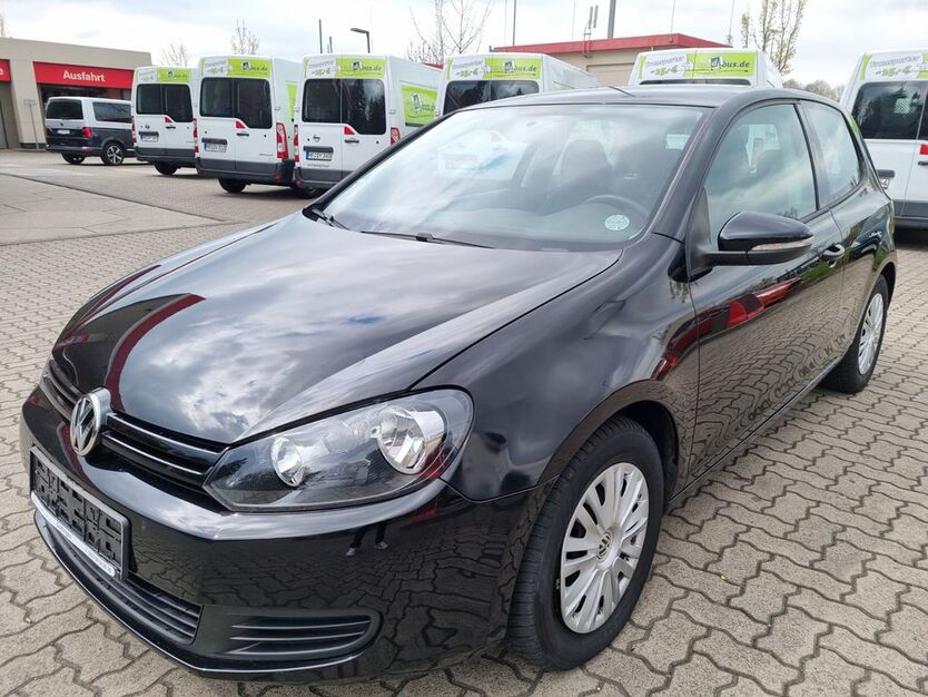 VW Golf 211.542 km 2.990 € Göttingen 37081