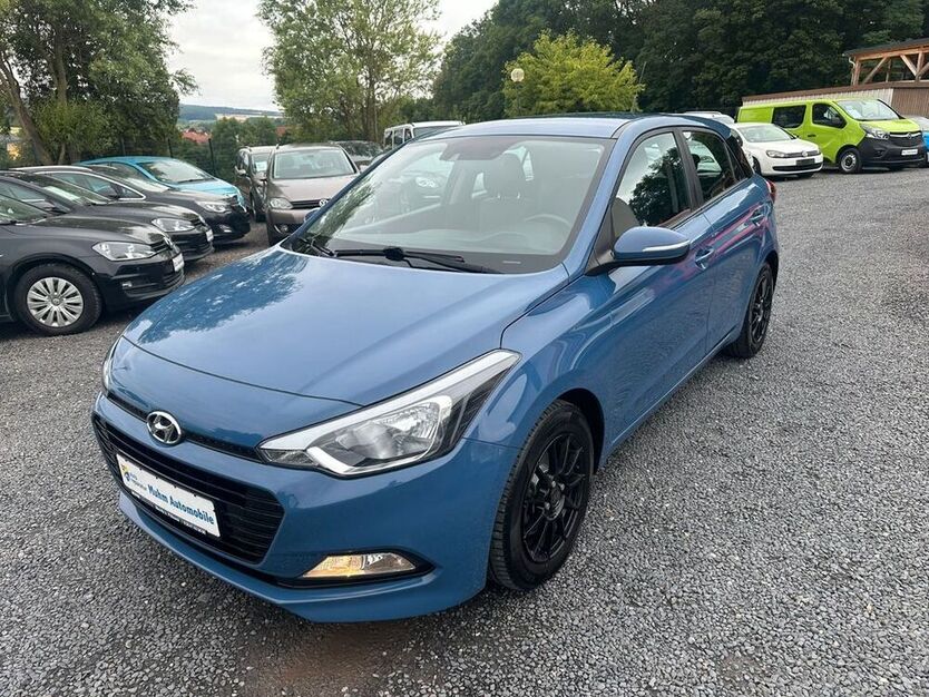 i20