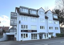 Attraktive Dachgeschoss-Maisonette-Wohnung mit Balkon und Stellplatz
