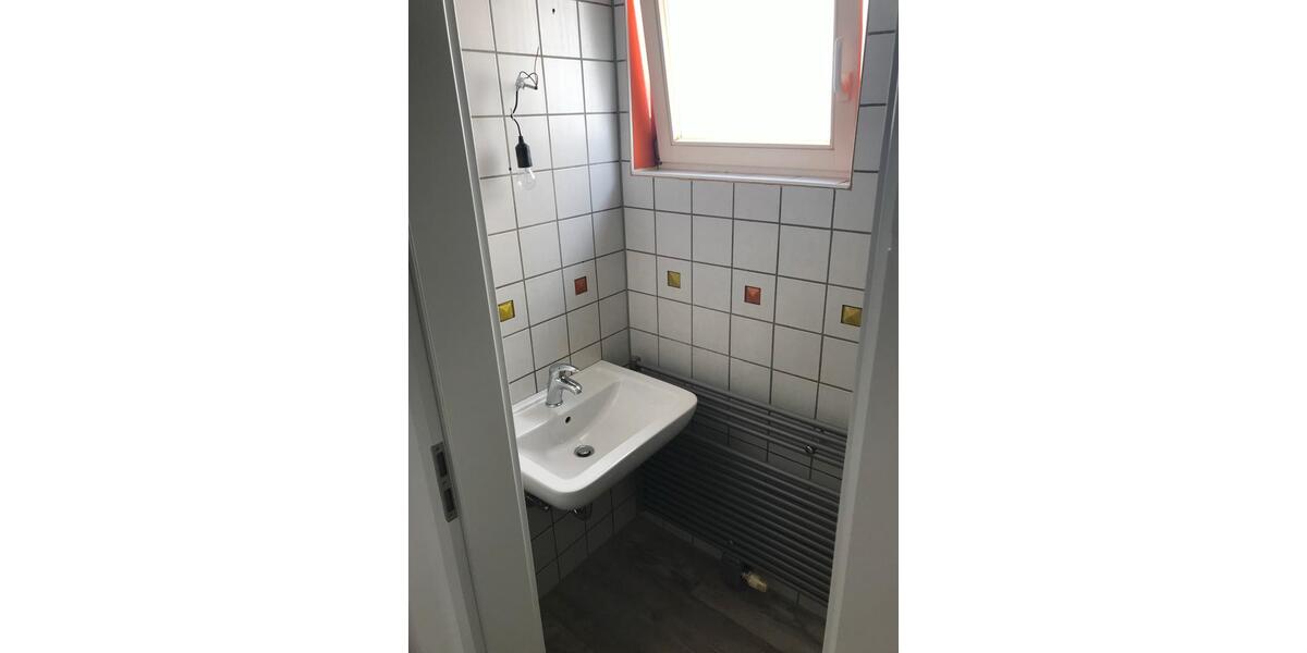 Einfamilienhaus Gunzenhausen - 5 Zimmer, 125 m&sup2;, 1.150&euro; | Angebot:26142214