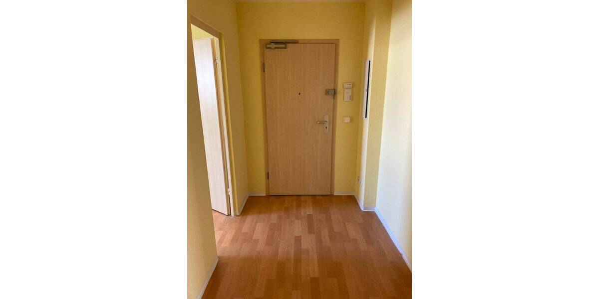 Etagenwohnung Gera Innenstadt - 3 Zimmer, 67 m&sup2;, 405&euro; | Angebot:26919906
