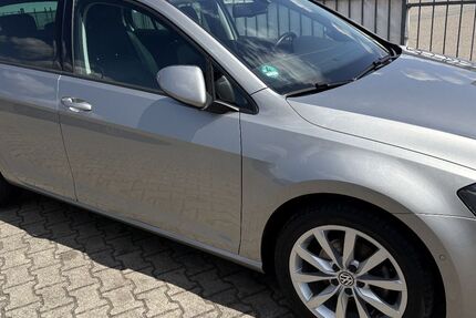 VW Golf 100.100 km 11.200 &euro; Neustadt an der Donau 93333