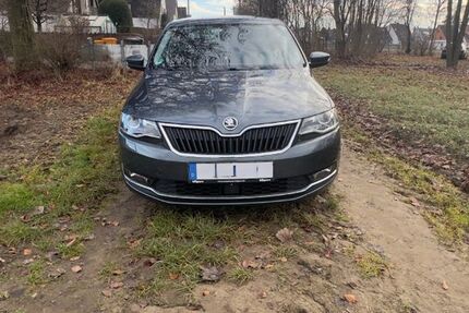 Skoda Rapid 123.400 km 12.200 &euro; Augsburg 86156