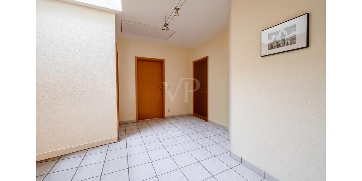 Maisonettenwohnung Hundsangen - 7 Zimmer, 220 m&sup2;, 1.500&euro; | Angebot:25259174