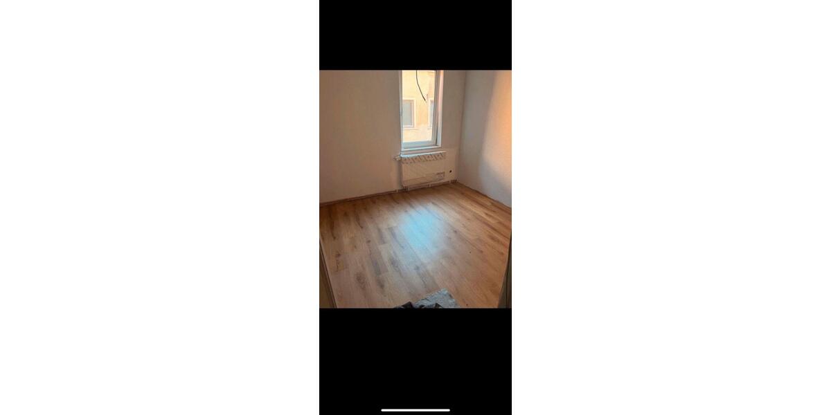 Erdgeschoßwohnung Waltershausen - 5 Zimmer, 113 m&sup2;, 950&euro; | Angebot:26687837
