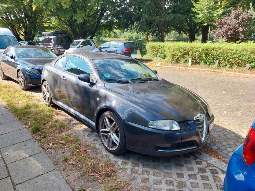 GT