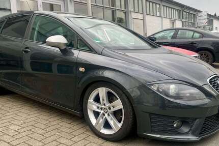 Seat Leon 178.000 km 6.990 &euro; Lübeck 23554