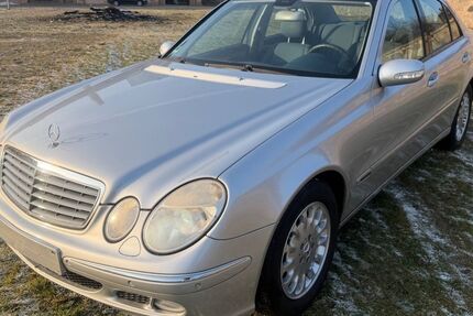 Mercedes-Benz E 220 258.011 km 3.500 &euro; Tessin 18195