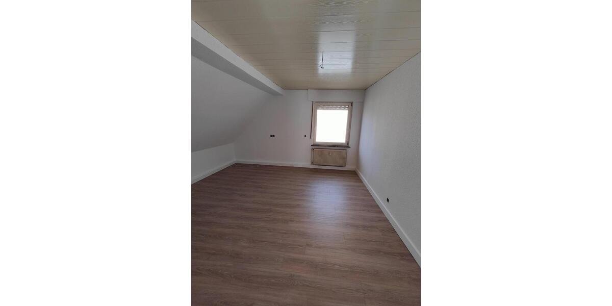 Mehrfamilienhaus, Wohnhaus Großenlüder - 250.000&euro; | Angebot:26586043