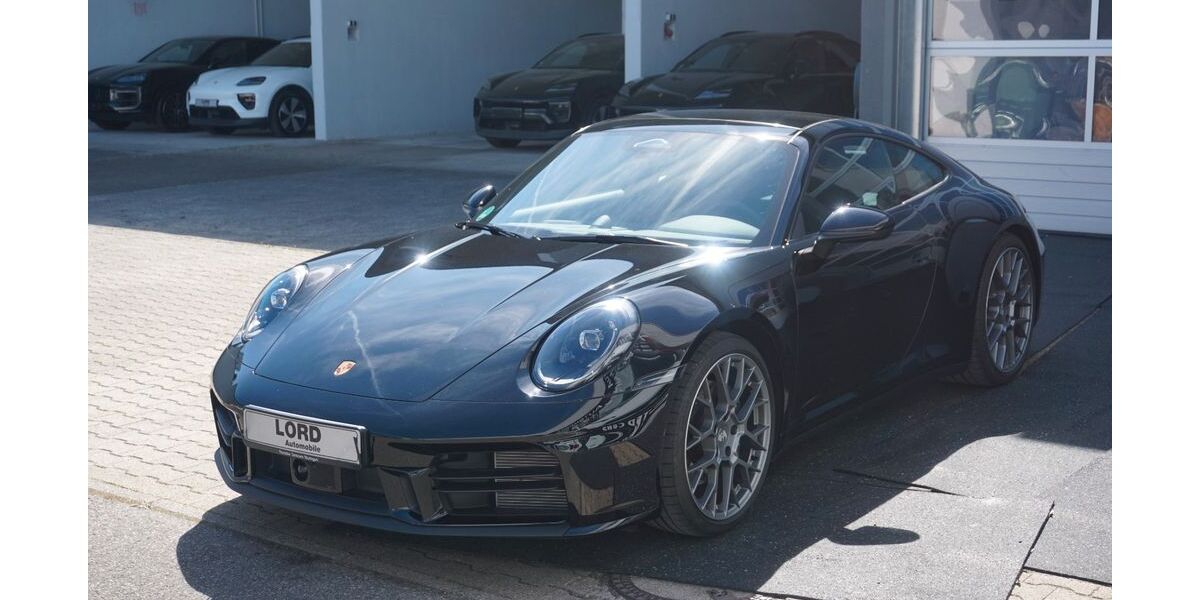 Porsche 992 9.700 km 134.999 &euro; Stuttgart 70499