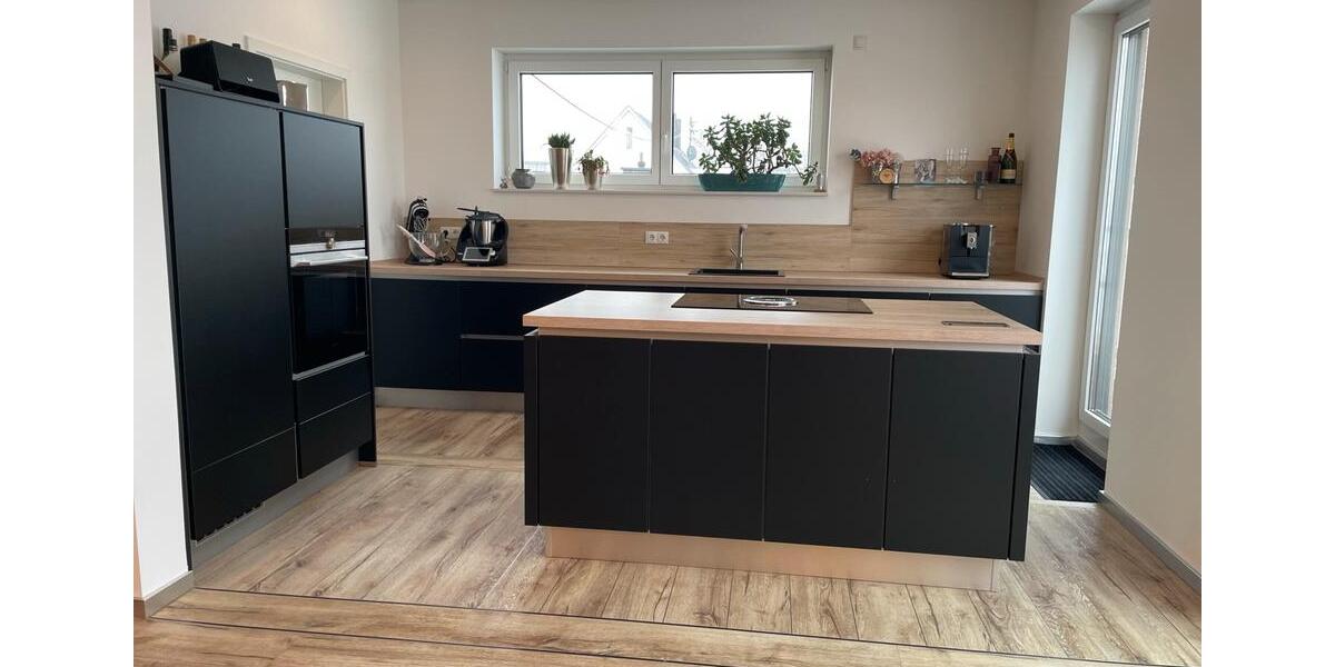 Einfamilienhaus Urmitz - 3 Zimmer, 109 m&sup2;, 1.499&euro; | Angebot:24788062