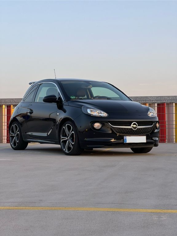 Opel Adam 75.700 km 13.490 € Düsseldorf 40625