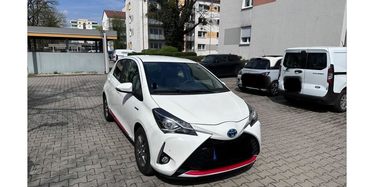 Toyota Yaris 53.500 km 13.900 &euro; München 81475