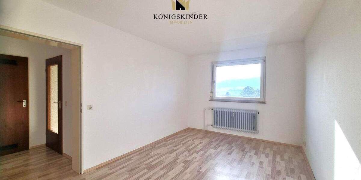 Etagenwohnung Stockach - 3 Zimmer, 82 m&sup2;, 232.000&euro; | Angebot:25356218