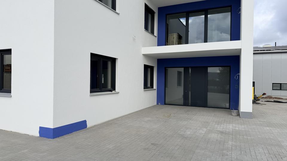 Jetzt noch mitgestalten! Teilbare Erdgeschoss BüroPraxis Ebene mit Parkflächen in Mühlhausen zimmer