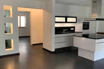 Wohnung Abensberg - 2 Zimmer, 61 m&sup2;, 830&euro; | Angebot:27606230