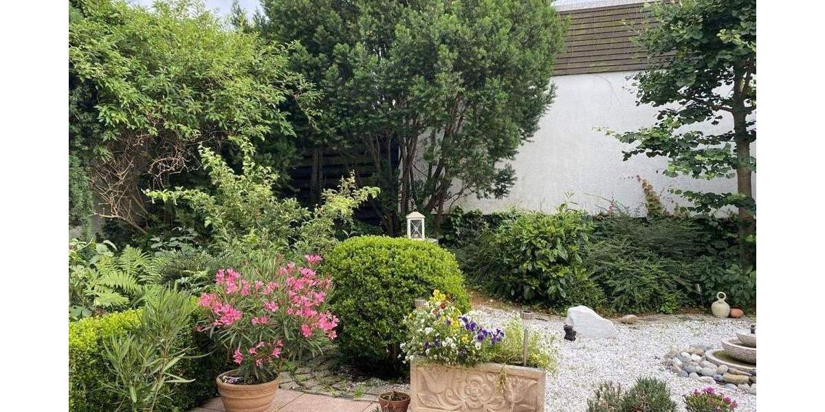 Reihenmittelhaus Bonn Muffendorf - 7 Zimmer, 222 m&sup2;, 665.000&euro; | Angebot:25747696