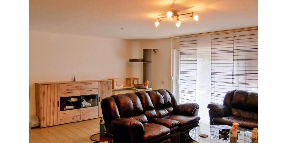 Reihenhaus Kaiserslautern Bahnheim - 4.5 Zimmer, 144 m&sup2;, 1.700&euro; | Angebot:24775540