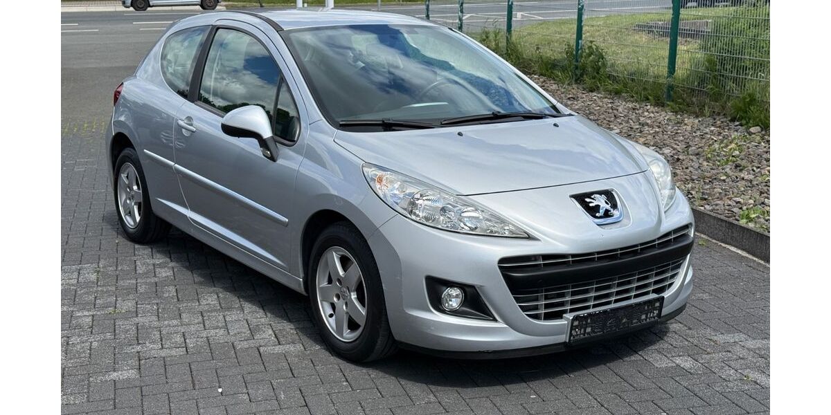 Peugeot 207 98.550 km 3.200 &euro; Werl 59457