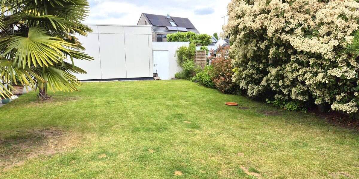 Einfamilienhaus Dormagen Delhoven - 6 Zimmer, 207 m&sup2;, 2.400&euro; | Angebot:26695298