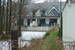 Freistehendes 4-Familien-Architektenhaus mit idyllischem Naturteich (inkl. 4 Garagen) in Niendorf