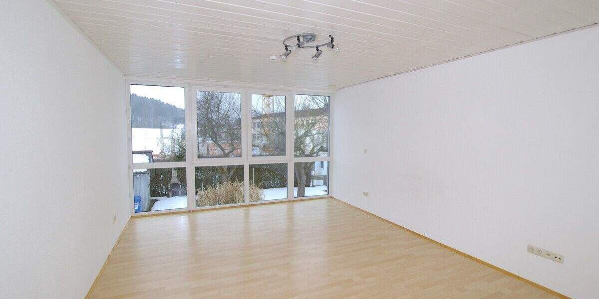 Doppelhaushälfte Lupburg - 4 Zimmer, 170 m&sup2;, 1.440&euro; | Angebot:25390918
