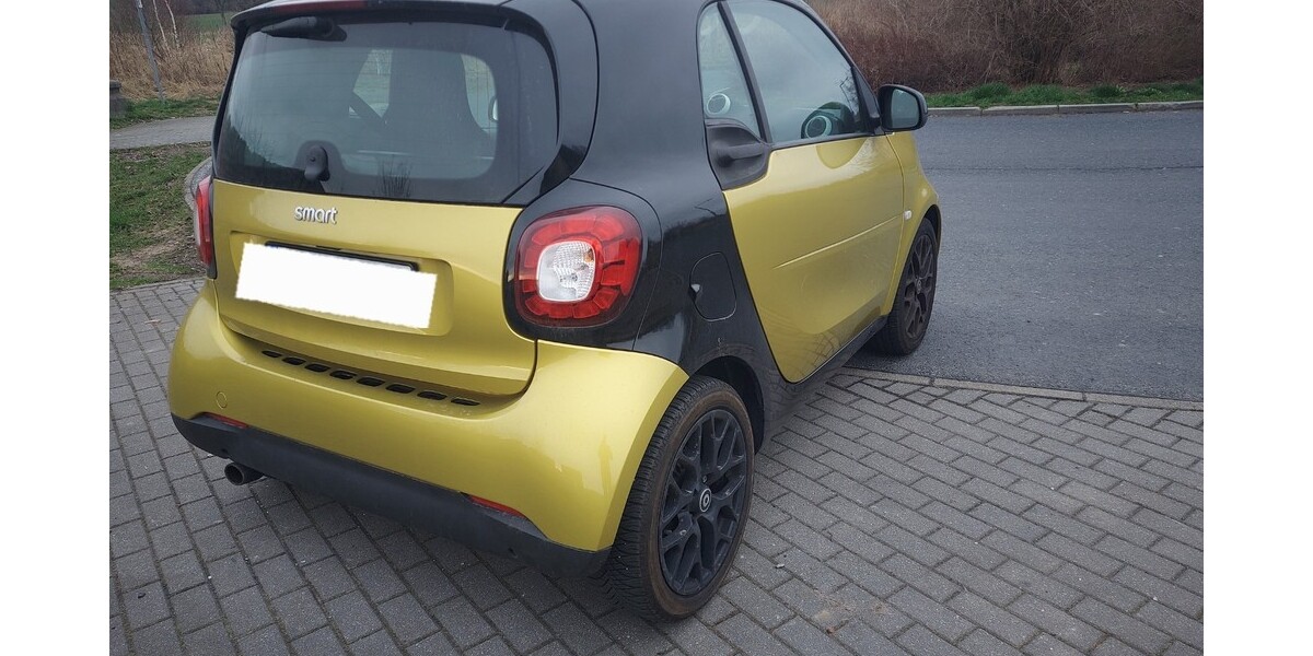 Smart Fortwo Coupe 72.000 km 5.900 &euro; Dresden 01067
