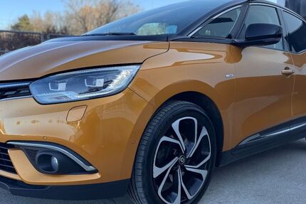 Renault Scenic 89.000 km 15.999 &euro; München 81825