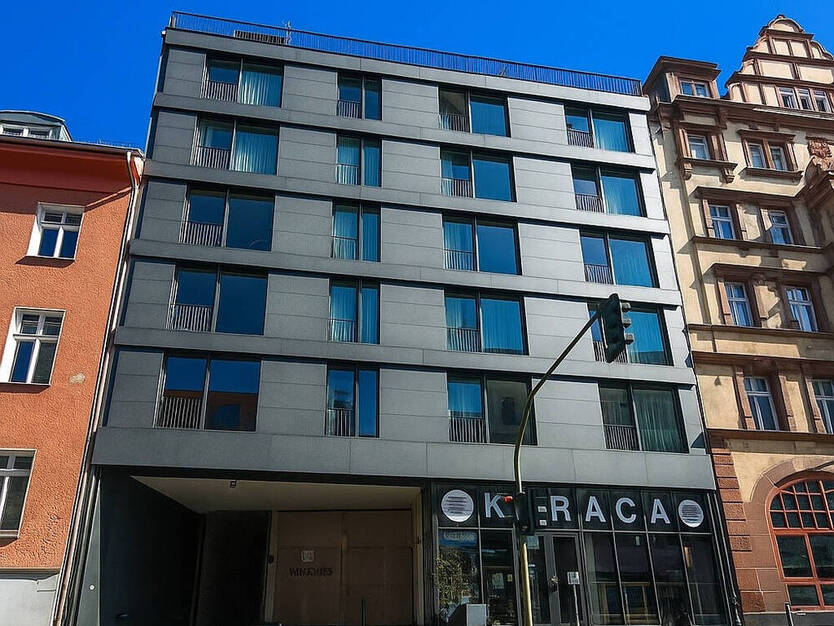 Luxuriöses möbliertes Apartment im Herzen der Stadt mit Wellness